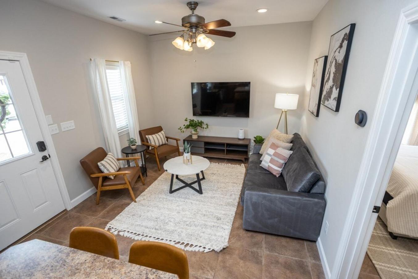 Tiny Home With Hot Tub Near Ft Leonard Wood! Waynesville Bagian luar foto